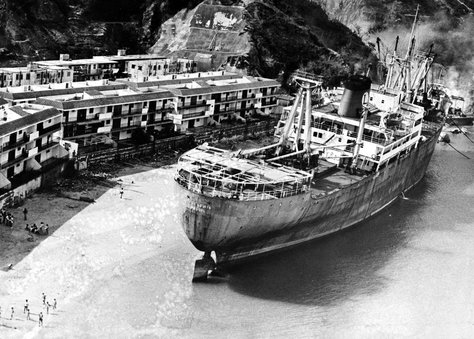 The freight carrier ‘City of Lobito’ rests on Cheung Chau’s Tung Wan beach after being blown ashore